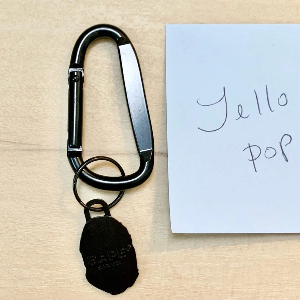 🖤 A bathing ape Bape black metal keychain stocking stuffers - Picture 2 of 4